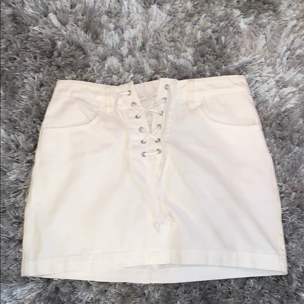 white jean skirt